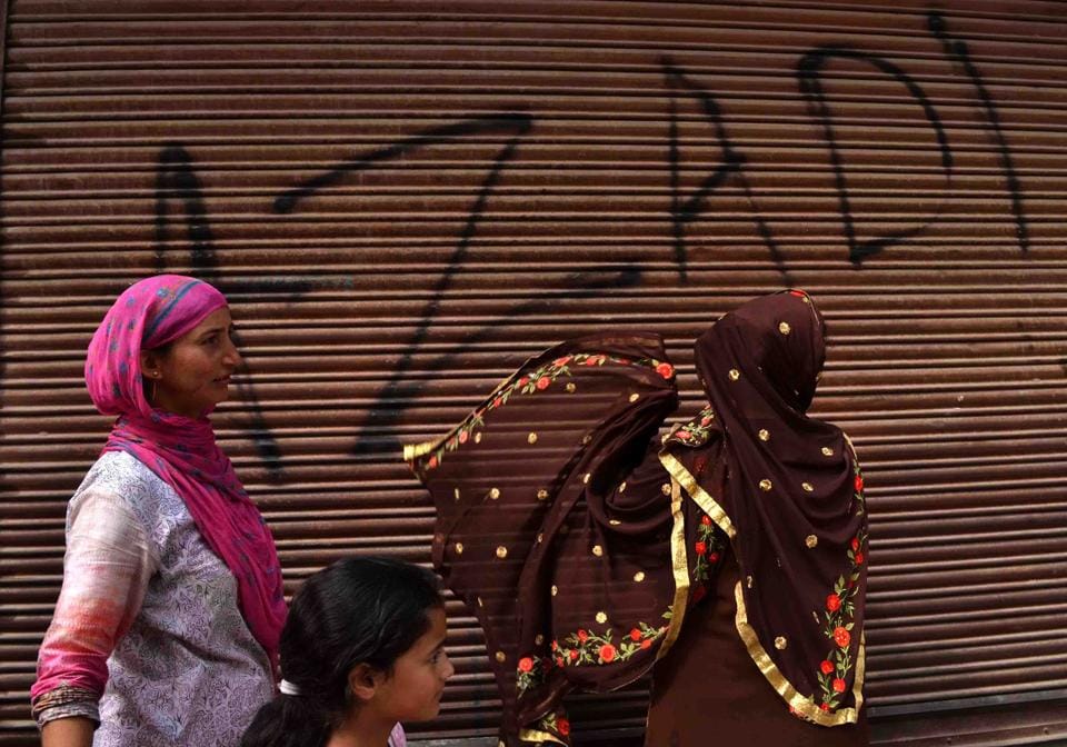 कश्मीर में विकास या अत्याचार? देखें कश्मीर की ताजा तस्वीरें 4