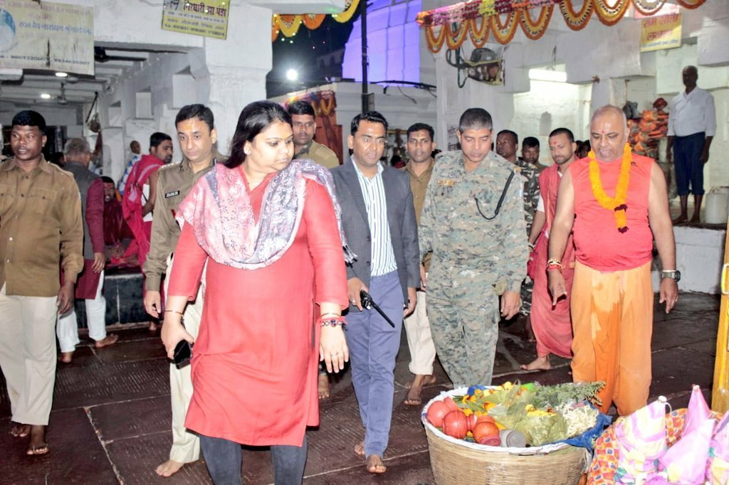 महाशिवरात्रि महोत्सव बैद्यनाथ धाम-2020,बाबा मंदिर में उमड़ा देवतुल्य श्रद्धालुओं का जनसैलाब 2 महाशिवरात्रि महोत्सव बैद्यनाथ धाम-2020,बाबा मंदिर में उमड़ा देवतुल्य श्रद्धालुओं का जनसैलाब 2
