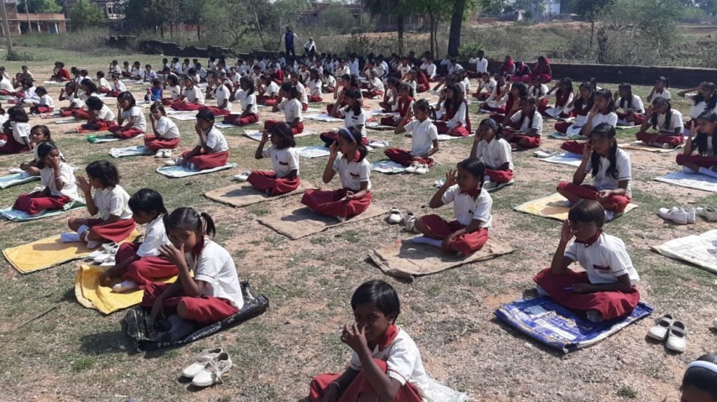 पतंजलि योगपीठ हरिद्वार के तत्वाधान में एक दिवसीय योग शिविर क़ा आयोजन 1