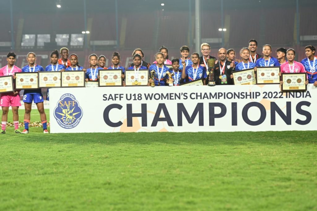 जमशेदपुर में आयोजित SAFF U-18 महिला फुटबॉल चैंपियनशिप में भारतीय टीम विजयी SAFF Championship 2022 2