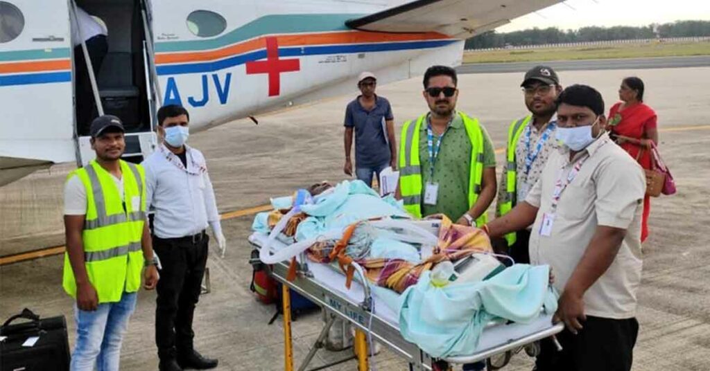 Jharkhand Air Ambulance: एयर एम्बुलेंस की सुविधा आम नागरिकों को उपलब्ध कराने की सीएम हेमंत सोरेन की मंशा हो रही सफल 1