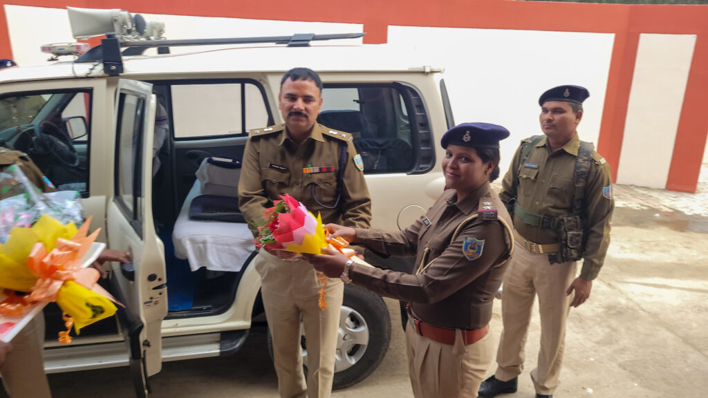 Koderma News: तिलैया डैम ओपी के नये भवन का विधिवत हुआ उद्घाटन 1 Koderma News: तिलैया डैम ओपी के नये भवन का विधिवत हुआ उद्घाटन 1