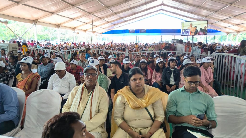 खदानों में बाल श्रम से स्कूल तक के 20 साल राष्ट्रीय बाल अधिकार संरक्षण आयोग ने झारखंड की अभ्रक खदानों को बाल श्रम मुक्त घोषित किया 1