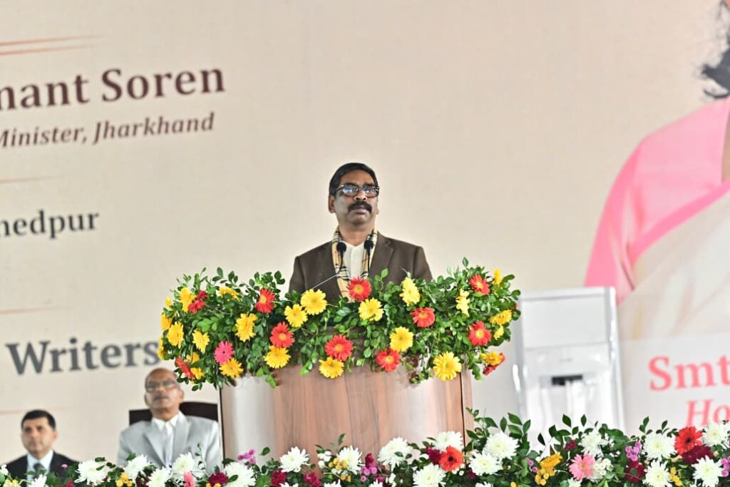 दिशोम जाहेर करनडीह में संताली Parasi Maha and Olchiki Lipi Centenary Celebrations 1 दिशोम जाहेर करनडीह में संताली Parasi Maha and Olchiki Lipi Centenary Celebrations 1