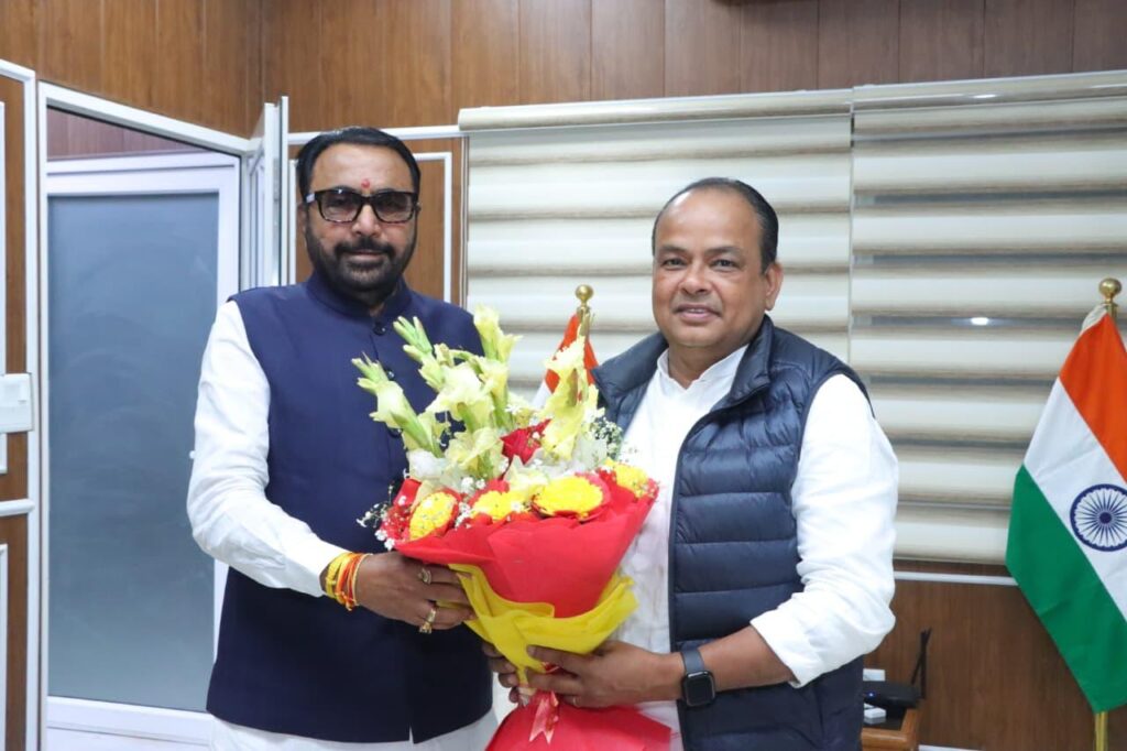 Ayurvedic Medical College, हाईटेक लैब, मेडिकल सीटों में वृद्धि और हेल्थ कॉटेज को मिली हरी झंडी — झारखंड बनेगा नया हेल्थ हब 1 Ayurvedic Medical College, हाईटेक लैब, मेडिकल सीटों में वृद्धि और हेल्थ कॉटेज को मिली हरी झंडी — झारखंड बनेगा नया हेल्थ हब 1