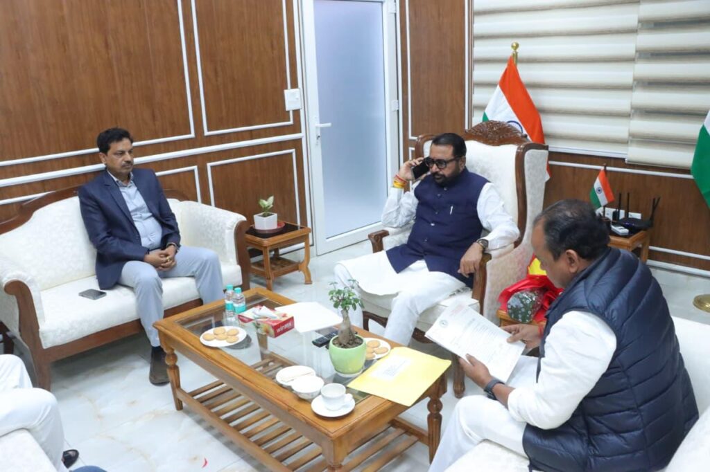 Ayurvedic Medical College, हाईटेक लैब, मेडिकल सीटों में वृद्धि और हेल्थ कॉटेज को मिली हरी झंडी — झारखंड बनेगा नया हेल्थ हब 2 Ayurvedic Medical College, हाईटेक लैब, मेडिकल सीटों में वृद्धि और हेल्थ कॉटेज को मिली हरी झंडी — झारखंड बनेगा नया हेल्थ हब 2