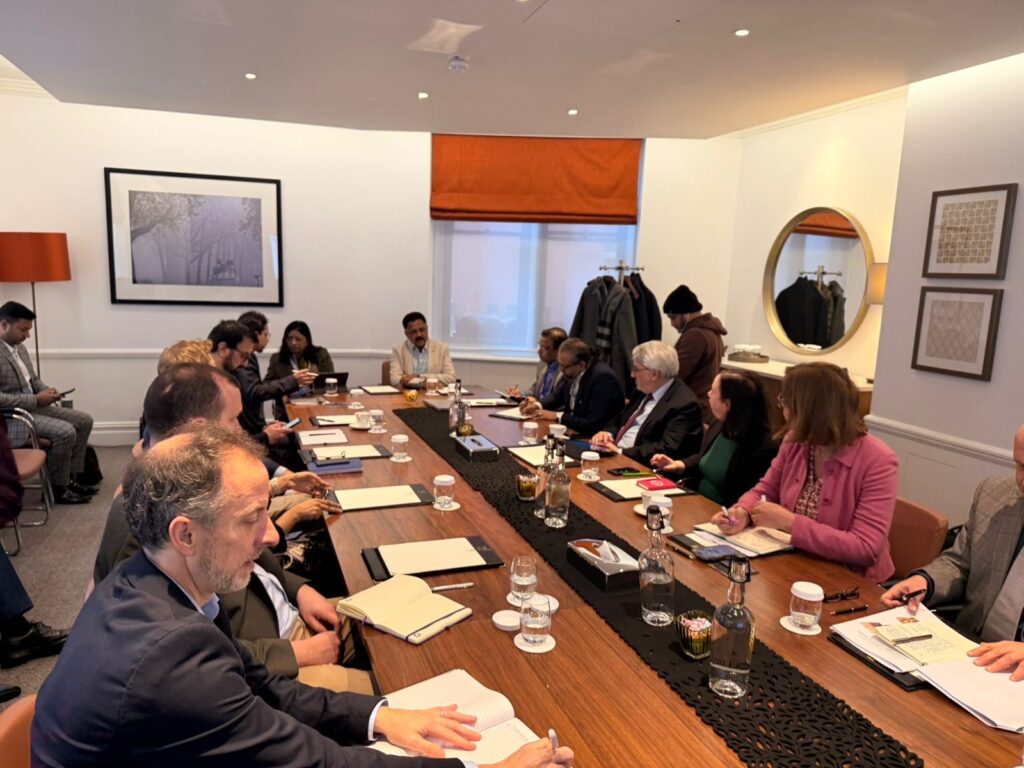 Jharkhand-UK Conversation : लंदन में शिक्षा व कौशल विकास पर झारखण्ड–यूके उच्चस्तरीय संवाद, युवाओं को वैश्विक अवसरों से जोड़ने की पहल 1