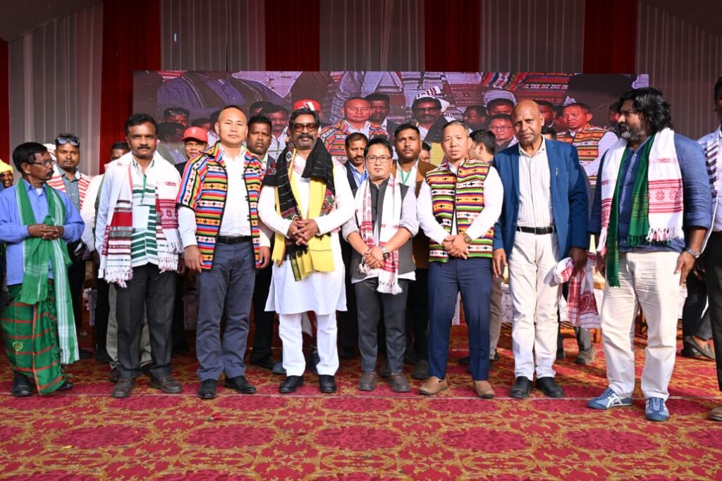 21st Tribal General Assembly - 2026 : असम के तिनसुकिया में गरजे मुख्यमंत्री हेमन्त सोरेन, बोले– आदिवासी एकजुटता ही हमारी पहचान 1