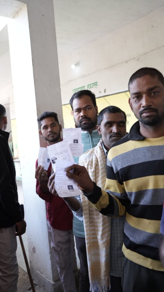 Municipal General Election : कोडरमा में शांतिपूर्ण और उत्साहपूर्ण मतदान जारी 2