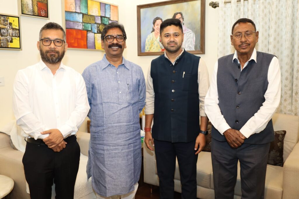 Jharkhand News : मुख्यमंत्री हेमन्त सोरेन से AJP अध्यक्ष लूरिनज्योति गोगोई की मुलाकात, असम चुनाव और विकास मुद्दों पर हुई चर्चा 4