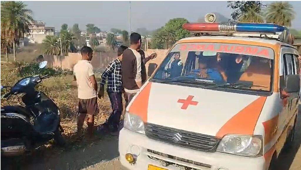 Koderma News: कोडरमा में हाथियों का कहर: महिला समेत दो की मौत, इलाके में दहशत 1 Koderma News: कोडरमा में हाथियों का कहर: महिला समेत दो की मौत, इलाके में दहशत 1