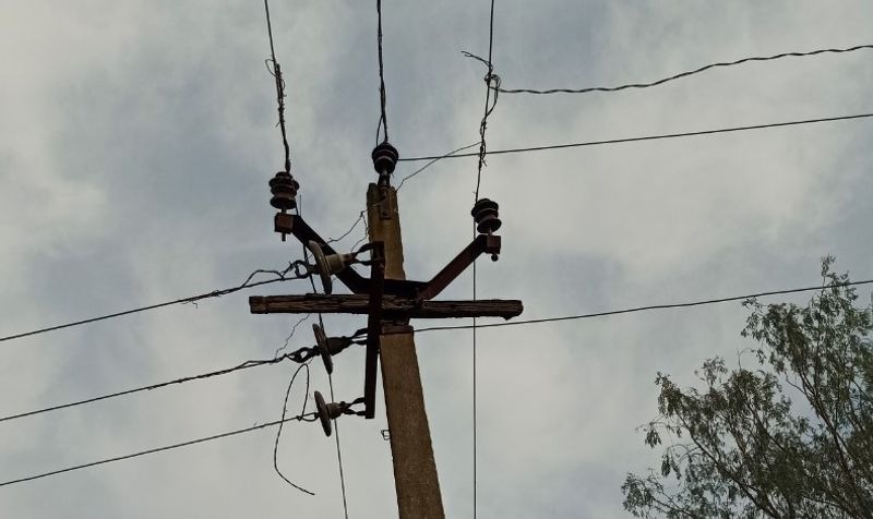 Bokaro में बड़ा हादसा: Ramnavmi के महावीरी झंडे से 33 हजार वोल्ट तार टकराया, 6 लोग गंभीर रूप से झुलसे 1 Bokaro में बड़ा हादसा: Ramnavmi के महावीरी झंडे से 33 हजार वोल्ट तार टकराया, 6 लोग गंभीर रूप से झुलसे 1