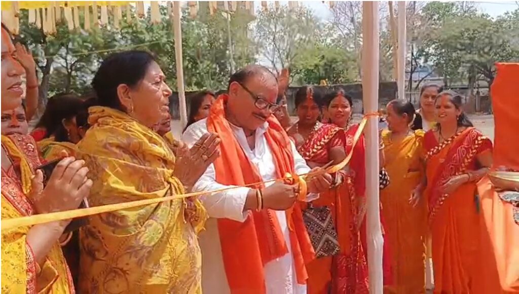 Koderma News : झुमरी तिलैया में भक्ति का महासंगम: अड्डी बंगला में महा जागरण और अखंड ज्योत का भव्य शुभारंभ 2