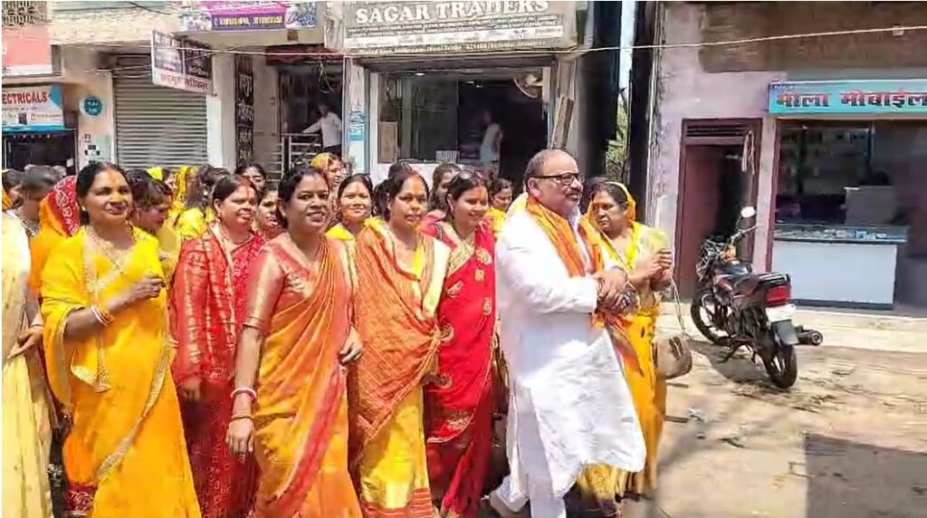 Koderma News : झुमरी तिलैया में भक्ति का महासंगम: अड्डी बंगला में महा जागरण और अखंड ज्योत का भव्य शुभारंभ 1