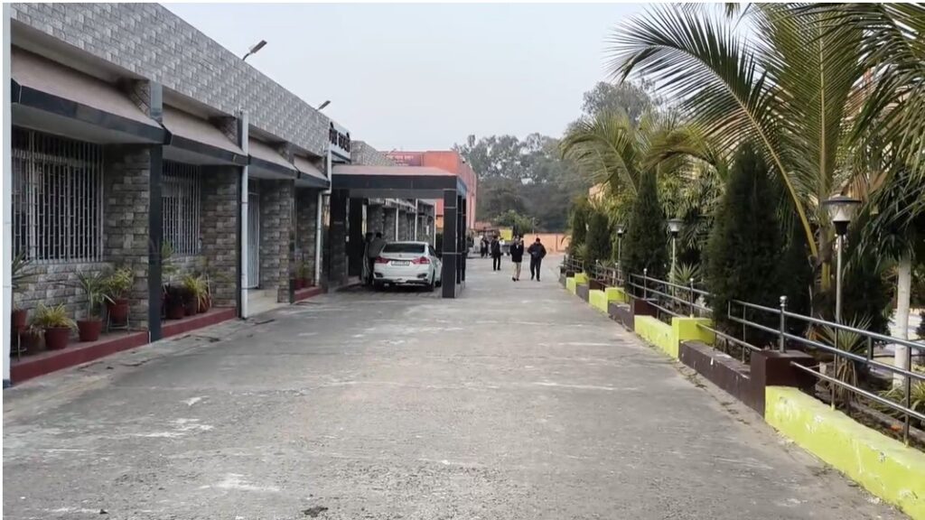 Koderma POCSO Case में बड़ा फैसला: नाबालिग के अपहरण, तस्करी और दुष्कर्म के आरोपी को 20 साल की सजा 2 Koderma POCSO Case में बड़ा फैसला: नाबालिग के अपहरण, तस्करी और दुष्कर्म के आरोपी को 20 साल की सजा 2