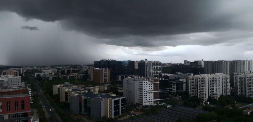 Ranchi Weather Alert: रांची समेत 5 जिलों में येलो अलर्ट, तेज हवाएं-ओलावृष्टि का खतरा 4