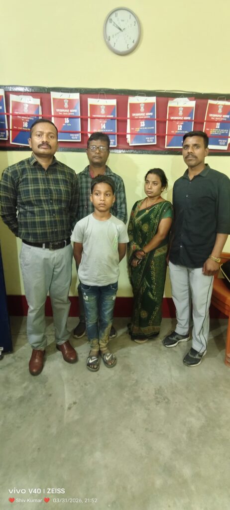 Koderma News: कोडरमा पुलिस की बड़ी सफलता: कोचिंग सेंटर से लापता 11 वर्षीय बच्चा 8 घंटे में सकुशल बरामद 1