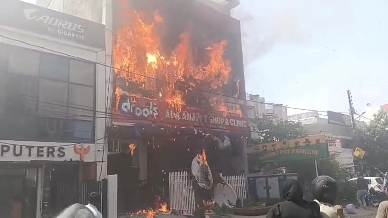 Lucknow Fire Tragedy
