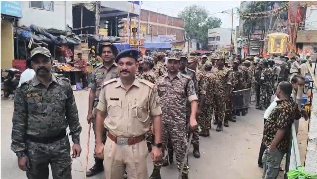 Koderma Chain Snatching Case: 24 घंटे में कोडरमा पुलिस का बड़ा खुलासा, दो चेन स्नैचिंग कांड का पर्दाफाश, तीन आरोपी गिरफ्तार 1
