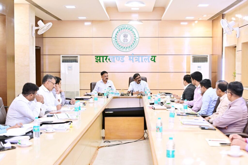 Jharkhand News : मुख्यमंत्री Hemant Soren ने पर्यटन, कला-संस्कृति और खेल विभाग की समीक्षा की, बोले– 25 वर्ष का युवा झारखंड नए स्वरूप के साथ आगे बढ़ रहा 2 Jharkhand News : मुख्यमंत्री Hemant Soren ने पर्यटन, कला-संस्कृति और खेल विभाग की समीक्षा की, बोले– 25 वर्ष का युवा झारखंड नए स्वरूप के साथ आगे बढ़ रहा 2