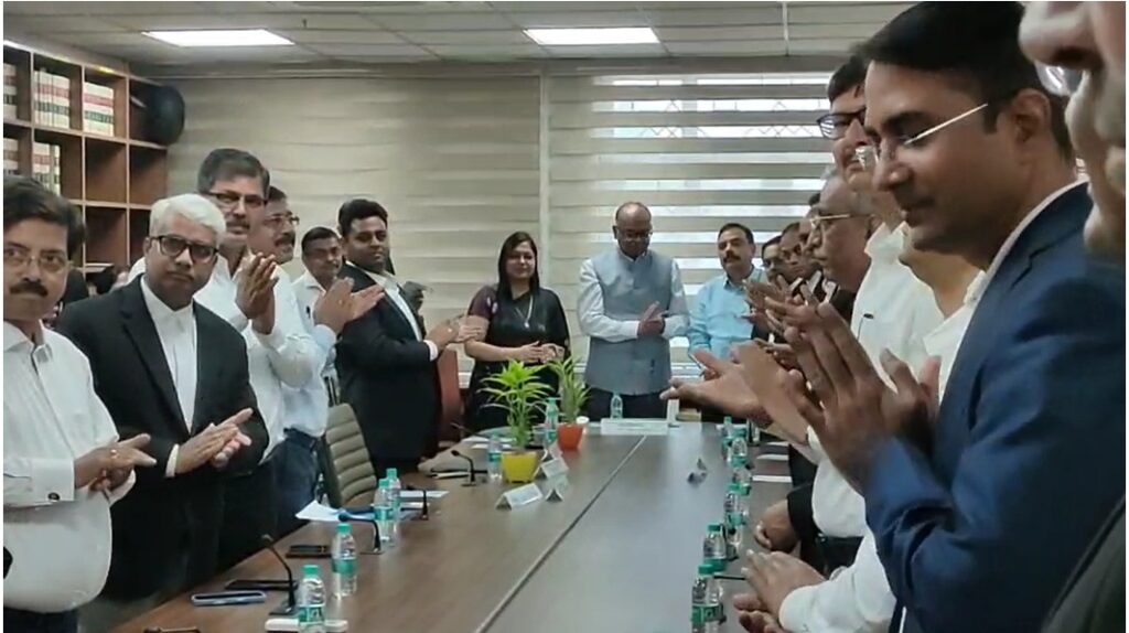 Vidhi Portal 2.0 Launched : झारखंड में सरकारी मुकदमों के डिजिटल प्रबंधन को मिलेगी नई रफ्तार, पारदर्शिता और जवाबदेही होगी मजबूत 3 Vidhi Portal 2.0 Launched : झारखंड में सरकारी मुकदमों के डिजिटल प्रबंधन को मिलेगी नई रफ्तार, पारदर्शिता और जवाबदेही होगी मजबूत 3