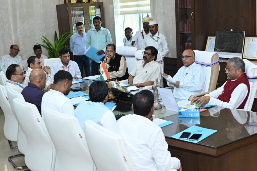 Jharkhand Vidhansabha Monsoon Satra 2026: सर्वदलीय बैठक में बनी सहमति, मुख्यमंत्री हेमन्त सोरेन बोले- लोकतांत्रिक मर्यादाओं के साथ चले सदन 1