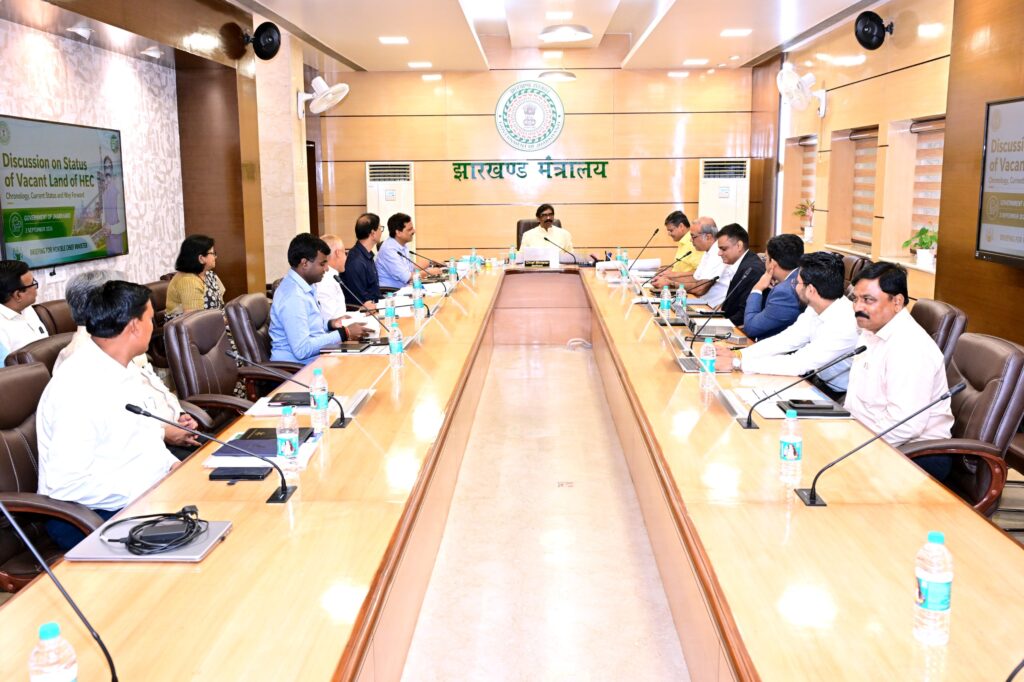 Jharkhand News : सैटलाइट टाउनशिप से बदलेगी झारखंड के शहरों की तस्वीर, मुख्यमंत्री हेमन्त सोरेन ने GRDA और स्मार्ट सिटी भूमि कार्यों की समीक्षा की 1 Jharkhand News : सैटलाइट टाउनशिप से बदलेगी झारखंड के शहरों की तस्वीर, मुख्यमंत्री हेमन्त सोरेन ने GRDA और स्मार्ट सिटी भूमि कार्यों की समीक्षा की 1