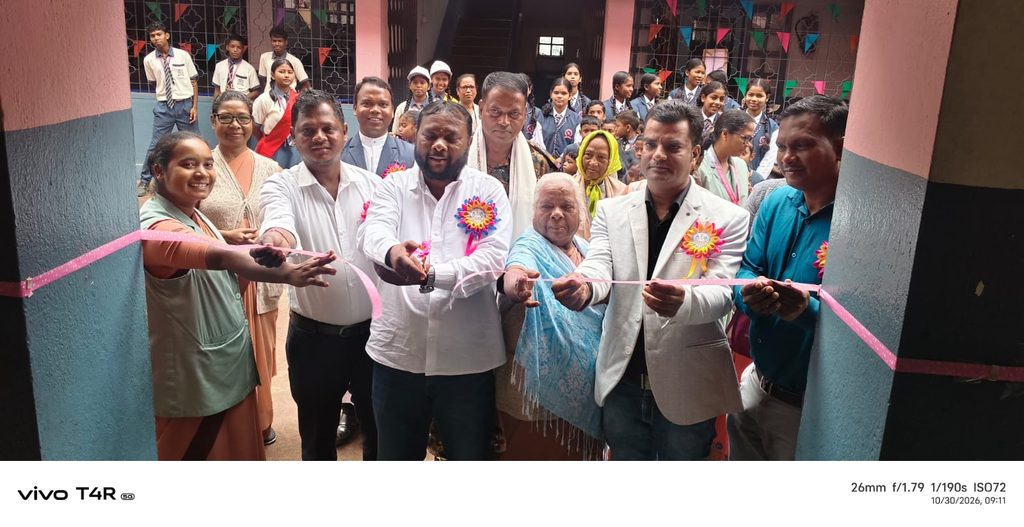Jharkhand News : शिक्षा, विज्ञान और रचनात्मकता का संगम: लिटिल फ्लॉवर स्कूल के वार्षिक समारोह में विधायक सुदीप गुड़िया ने बढ़ाया बच्चों का उत्साह 2 Jharkhand News : शिक्षा, विज्ञान और रचनात्मकता का संगम: लिटिल फ्लॉवर स्कूल के वार्षिक समारोह में विधायक सुदीप गुड़िया ने बढ़ाया बच्चों का उत्साह 2