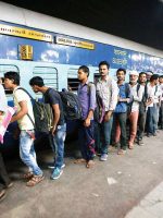 741453-migrants-at-railway-station