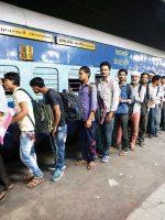 741453-migrants-at-railway-station
