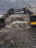 825493-48411-cznfableud-1483106733