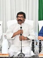 Hemant Soren and Arvind Kejriwaal